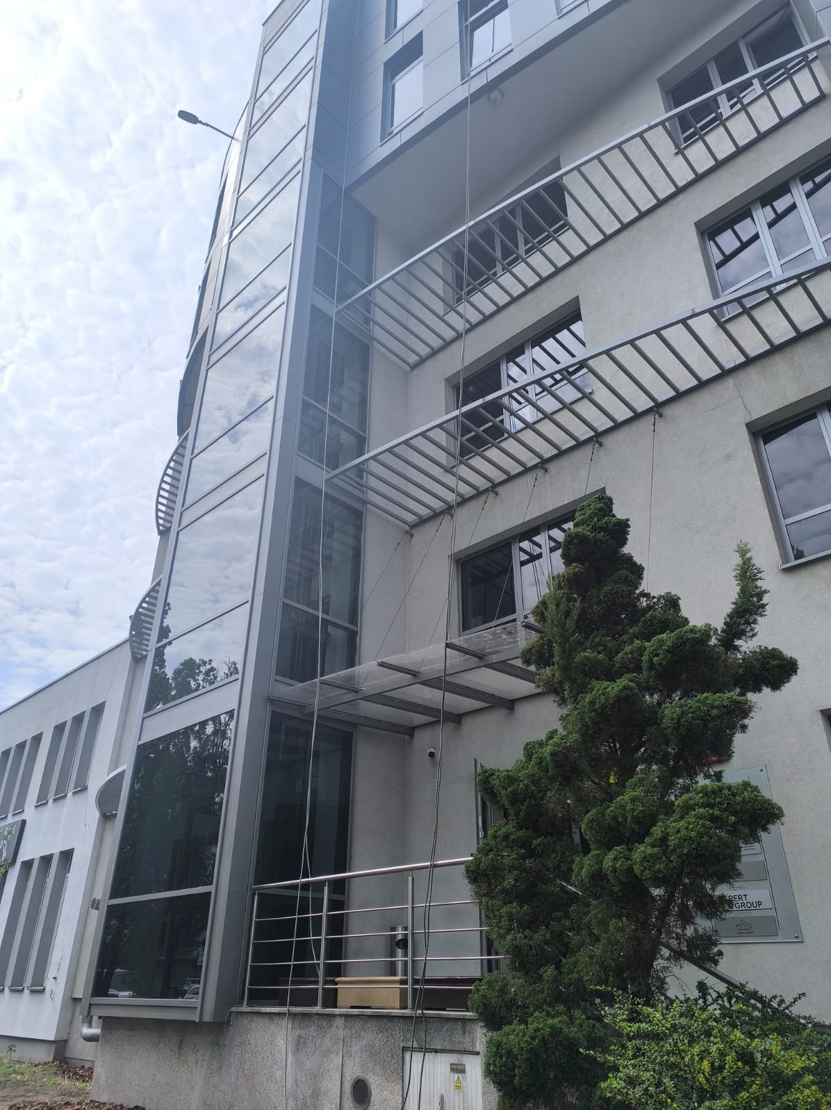 Mycie szybu windowego