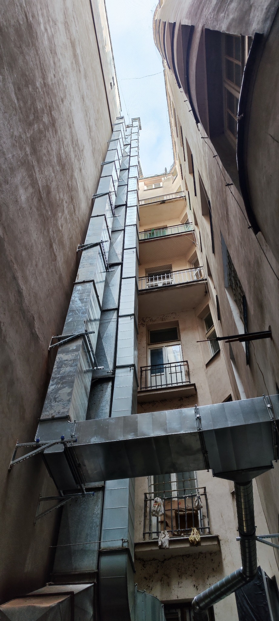 Montaż kanału wentylacyjnego