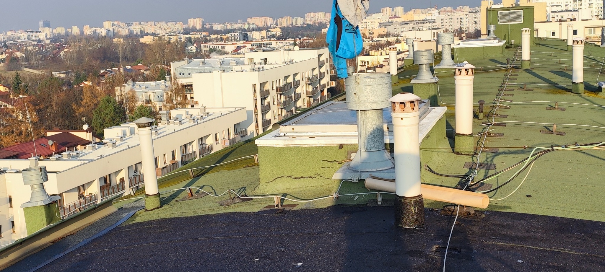 Wymiana pokrycia dachowego (grzanie papy )