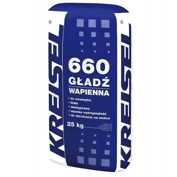 Worek z niebieskim nadrukiem zawierający 25 kg gładzi wapiennej Kreisel 660, przeznaczonej do stosowania we wnętrzach, o wysokiej wytrzymałości i możliwości obrabiania na mokro, z widocznym logo...