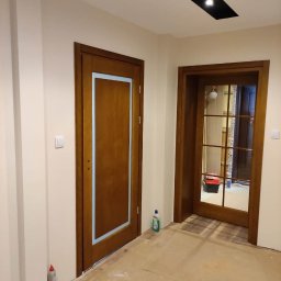 Drzwi wewnętrzne drewniane 