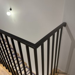 ZAKŁAD PRODUKCJI METALOWEJ BIBI STEEL SPÓŁKA Z OGRANICZONĄ ODPOWIEDZIALNOŚCIĄ - Balustrad klasyczna