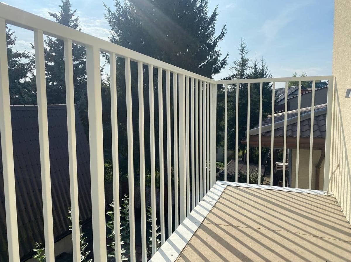 Balkon metalowy - cynkowany ogniowo, lakierowany proszkowo