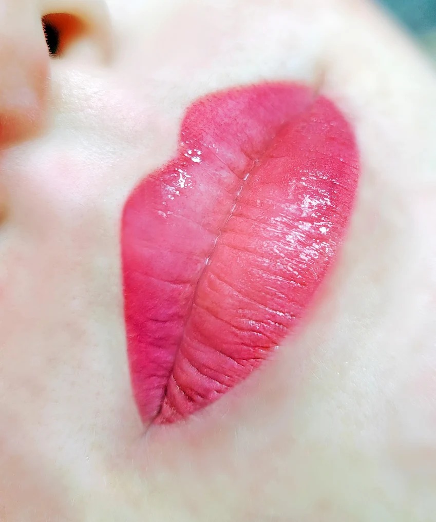 makijaż permanentny ust