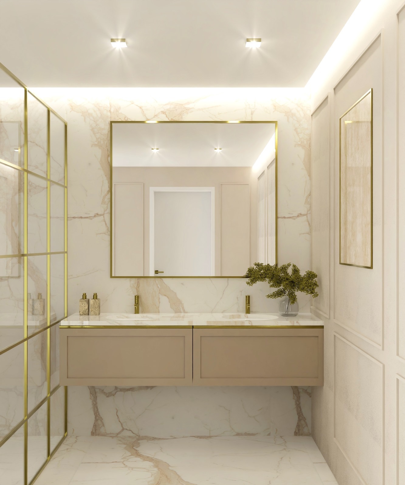 Elegancka łazienka z marmurowymi ścianami i podłogą, kabina prysznicowa ze szklanymi ściankami z złotymi ramami, szafka pod umywalkę w kolorze beżowym, duże lustro w złotej ramie i dekoracyjna...