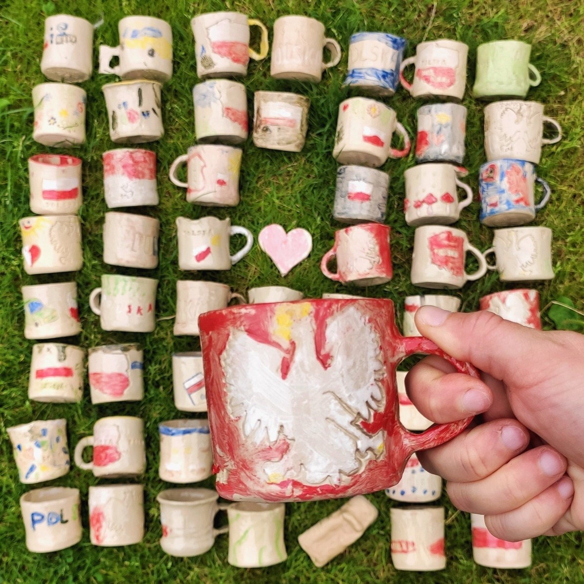 WARSZTATY: ceramiczne kubeczki patriotyczne