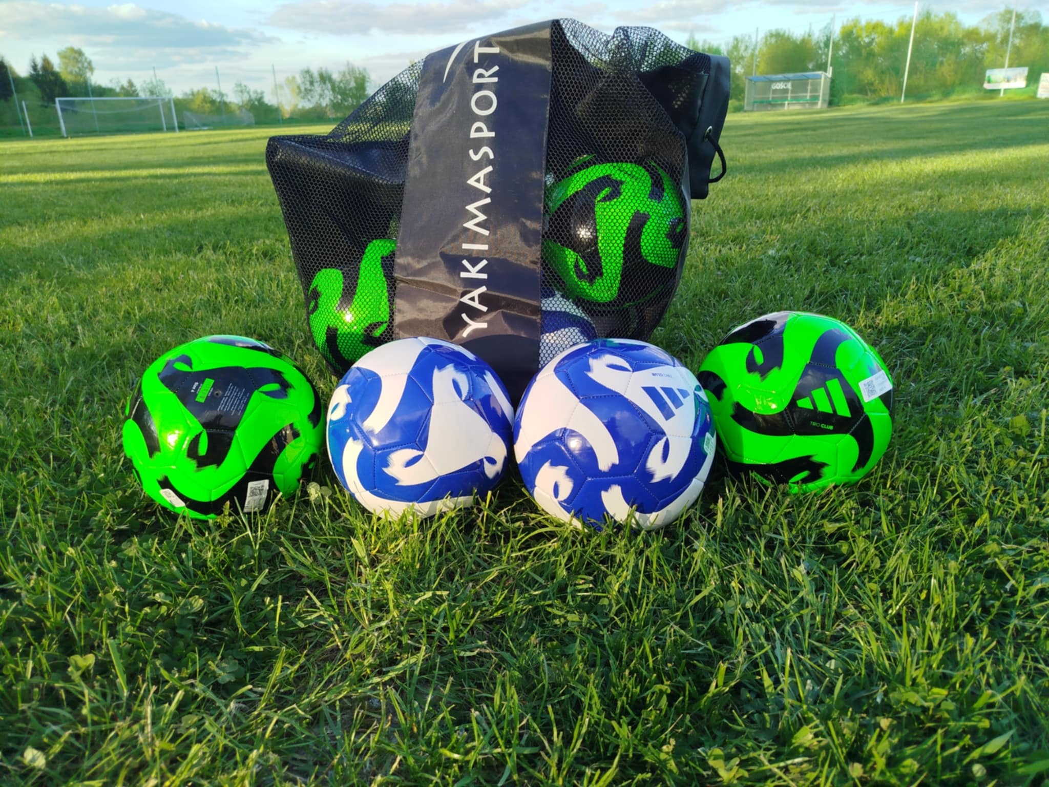 Piłki nożne marki Adidas dla KS Szyszkowa