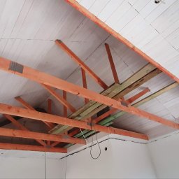 PVE Instalacje Elektryczne Dawid Petrycki - Wypuszczenie przewodów pod oświetlenie