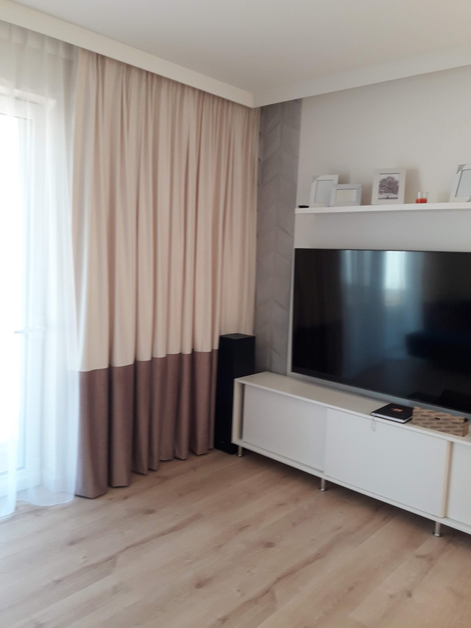 Zasłona z bordiurą