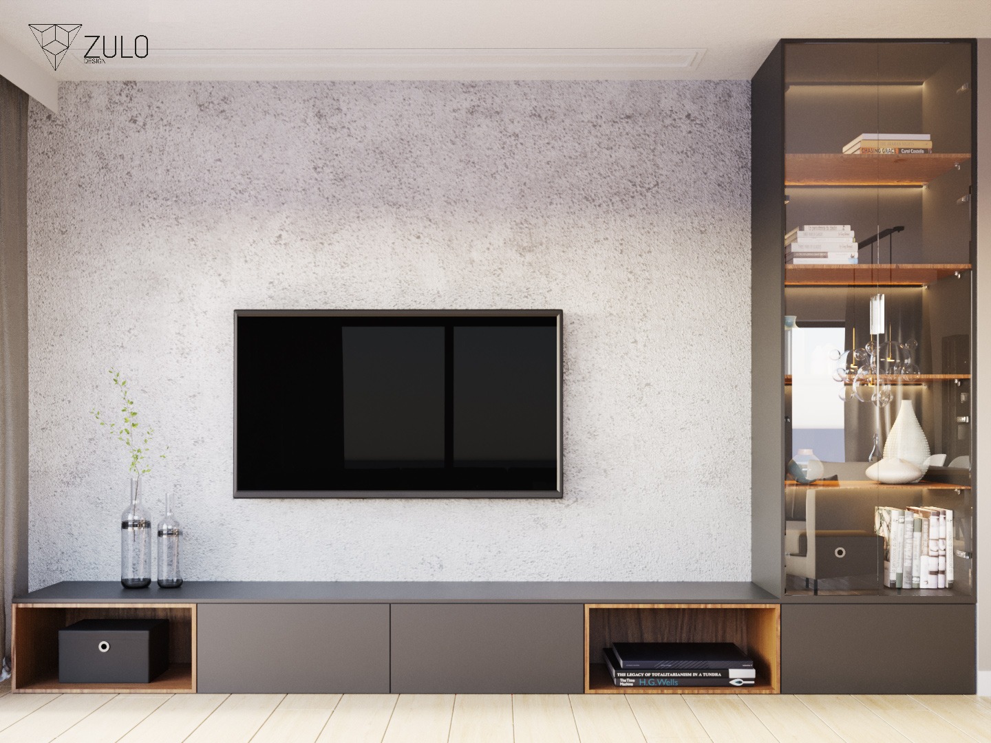 Minimalistyczny salon z szarą ścianą o fakturze betonu, wiszącym telewizorem, długą szafką RTV z drewnianymi akcentami i przeszkloną witryną z dekoracjami.