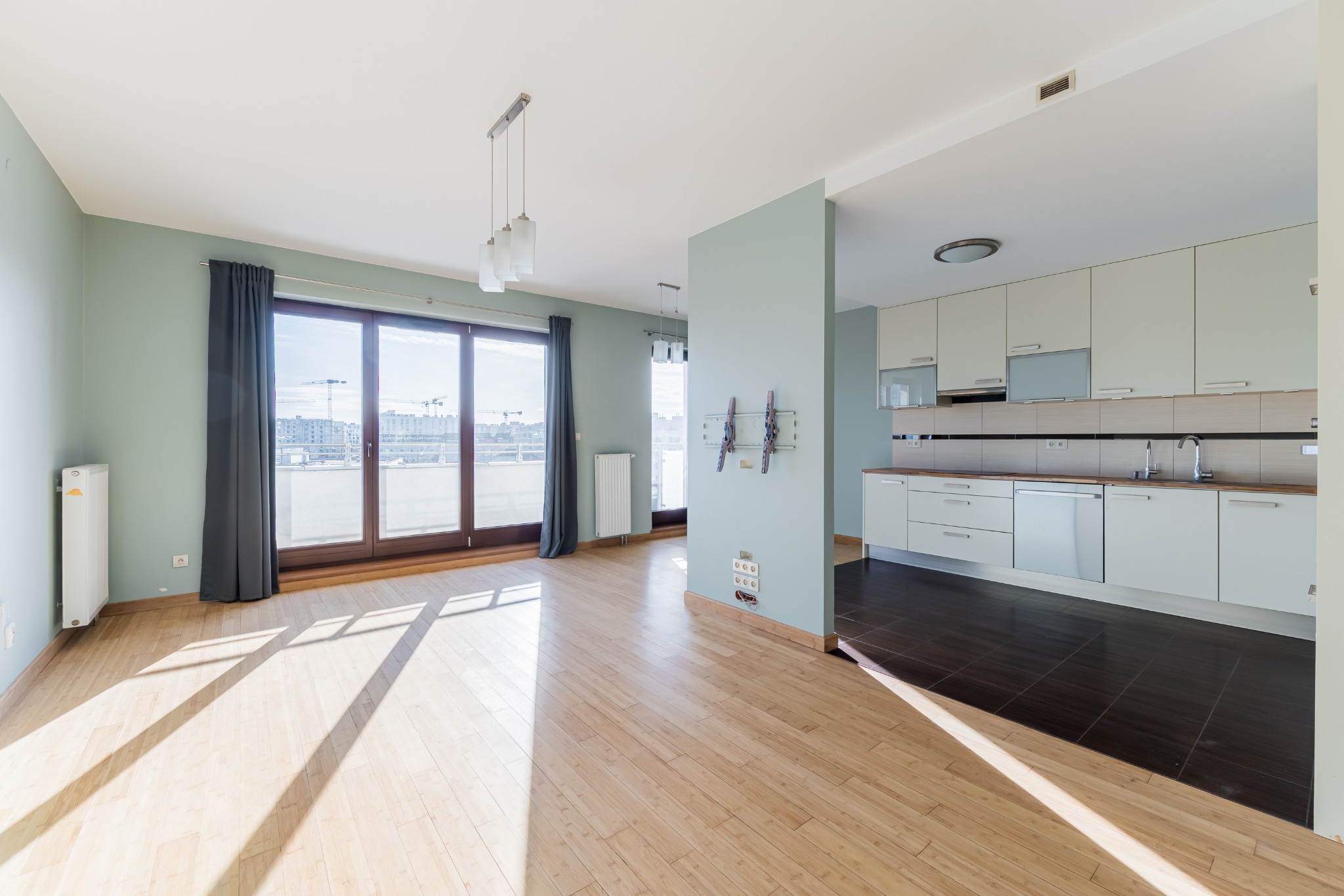 Aktualnie w mojej ofercie: jasne mieszkanie, 87 m kw. na Bemowie.