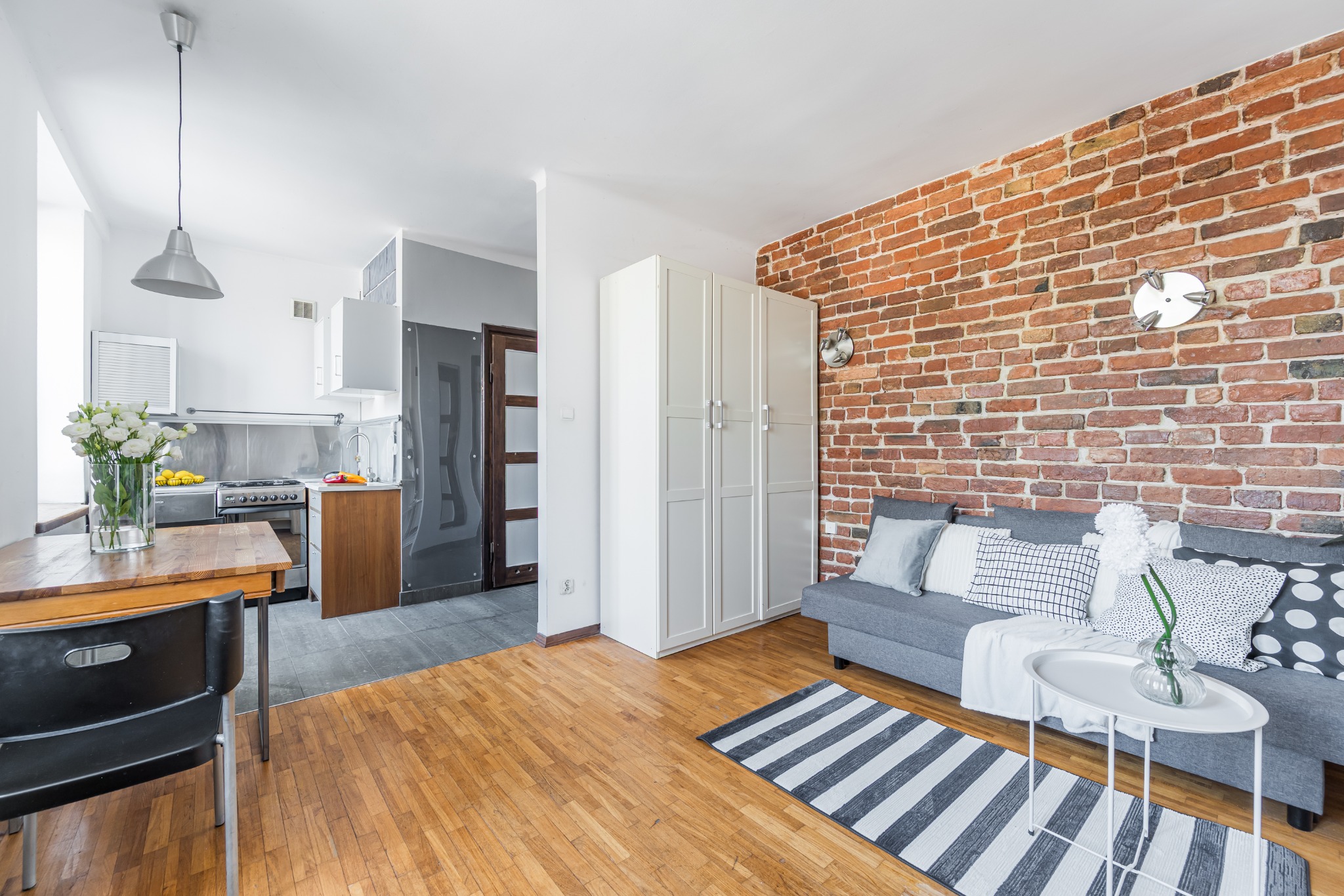 Transakcja zrealizowana - sprzedaż mieszkania przy ul. Dobrej w Warszawie.