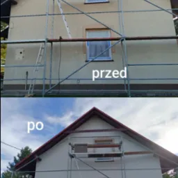 Dom jednorodzinny przed i po malowaniu elewacji, widoczne rusztowanie, okna zabezpieczone folią, zmiana koloru z beżowego na biały.