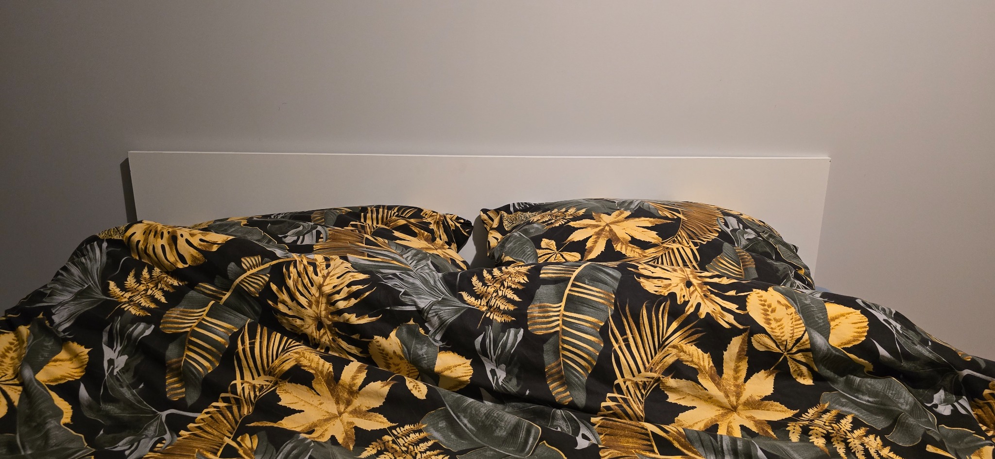 Przed Tapicerowaniem stare wezgłowie łóżka.