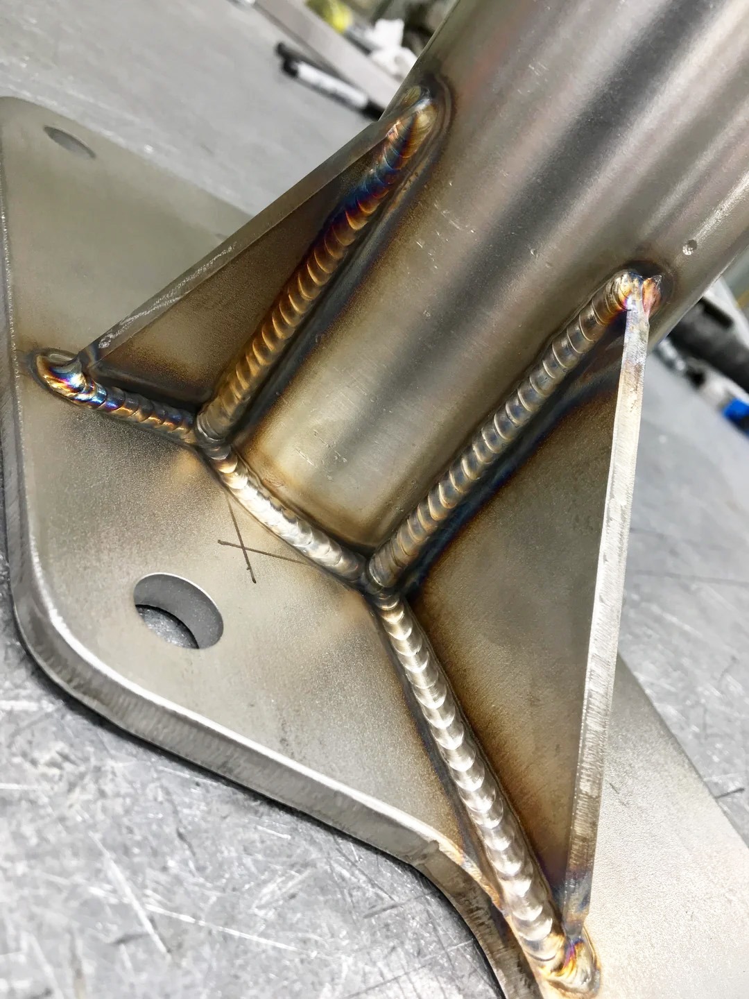 elementy masyzyn i urządzeń ze stali nierdzewnej