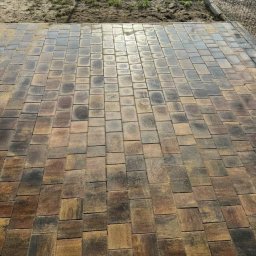 Układanie kostki brukowej Kazimierz Biskupi 1