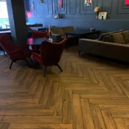 240m2 Farba: Flugger Sposób malowania: natryskowy