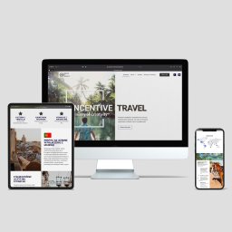 Agencja Interaktywna Digitly - Responsywna strona internetowa o tematyce podróżniczej wyświetlana na monitorze, tablecie i smartfonie, prezentująca różne układy i treści.