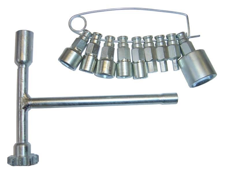 Zestaw kluczy nasadowych z uchwytem T, różne rozmiary, metalowe, na białym tle.