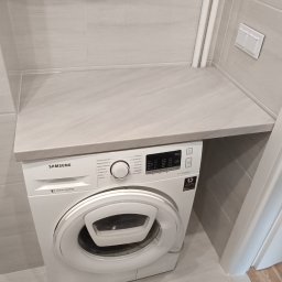 Mateusz Otwinowski Build & Design - Wykonanie oraz montaż blatu nad pralkę.