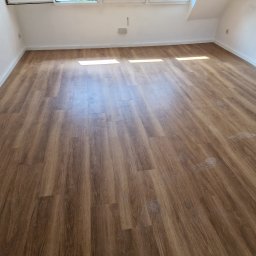 Układanie paneli Łukta 2