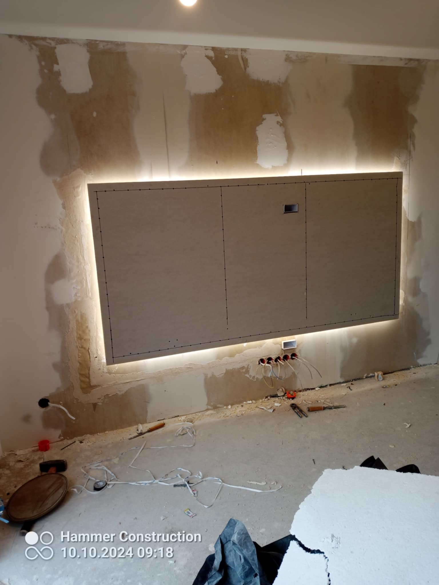 zabudowa pod tv i montaż