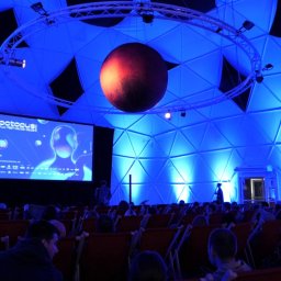 SELLBYEM - duża przestrzeń konferencyjna