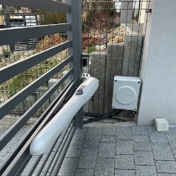 Jarmet - Bramy garażowe Wiśniowski - Nice Wingo do bramy dwuskrzydłowej