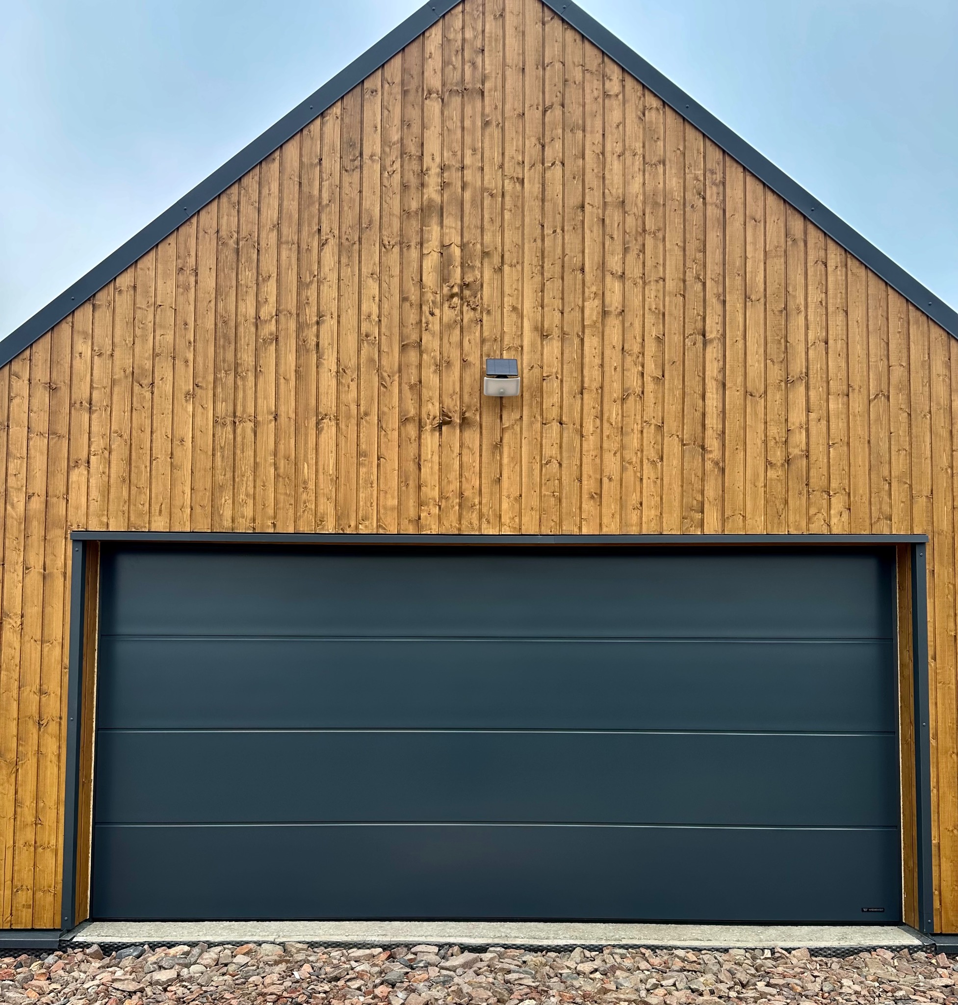 Brama segmentowa wiśniowski z automatyka faac