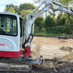 koparka z wiertnicą