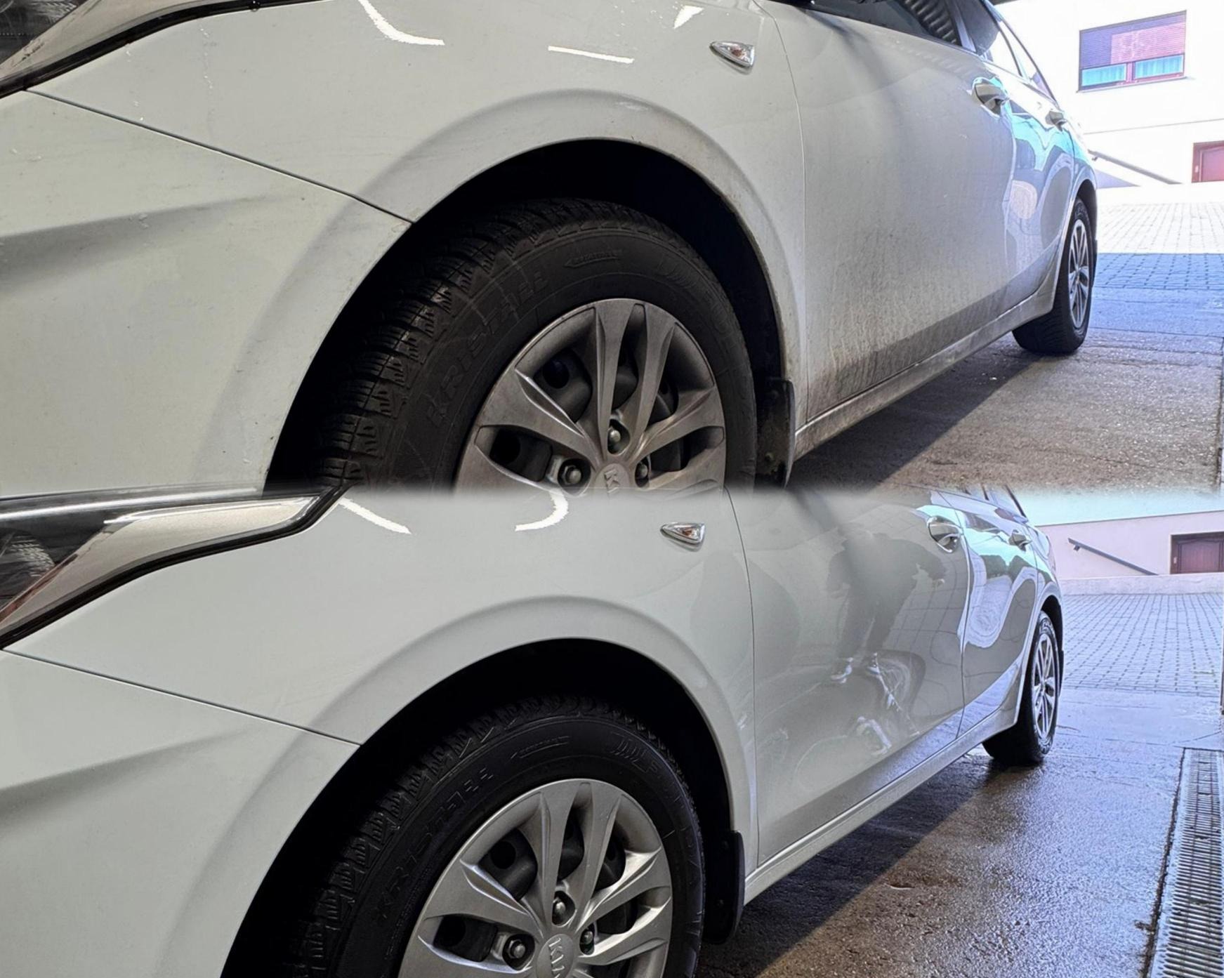 Porównanie stanu samochodu przed i po umyciu, widoczne różnice w czystości karoserii i opon, zarys ogólny pojazdu w jasnym otoczeniu.