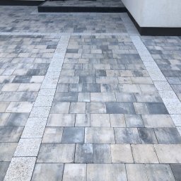 Układanie kostki brukowej Łapka 4