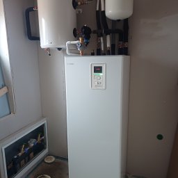 Profesjonalny montaż kotłowni i maszynowni – kompletne wykonanie instalacji, zabezpieczeń i automatyki w standardzie Handli.pl.