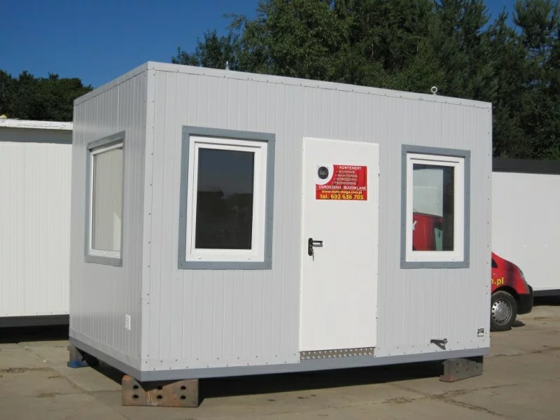 Kontenery do hal i magazynów