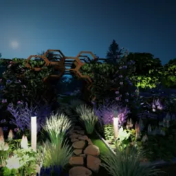 Nocny widok na ogród z kamienną ścieżką prowadzącą przez drewnianą konstrukcję w kształcie plastra miodu, oświetloną lampami i otoczoną różnorodną roślinnością kwitnącą na fioletowo.