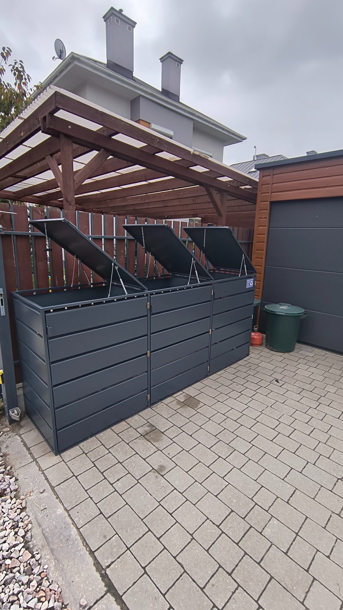 Osłona kosze na śmieci 120Lx3 na wymiar