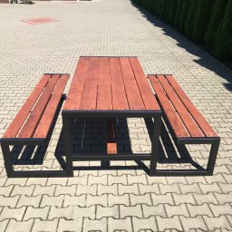 Usługi Stolarskie Konieczny - Stół piwny 190x100 deska jesion zaimpregnowana kolor ciemny orzech.