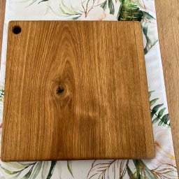 Deska do krojenia/serwowania dębowa 34,8x34,5x2,6 zabezpieczona olejem do blatów kuchennych przystosowany do kontaktu z żywnością FILIP’S OILS
