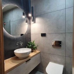 Skończona łazienka w nowym domu.