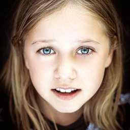 COSMO MEDIA ŁUKASZ KLIMEK - portet dzieciecy dla zatrzymania dziecinstwa w kadrze