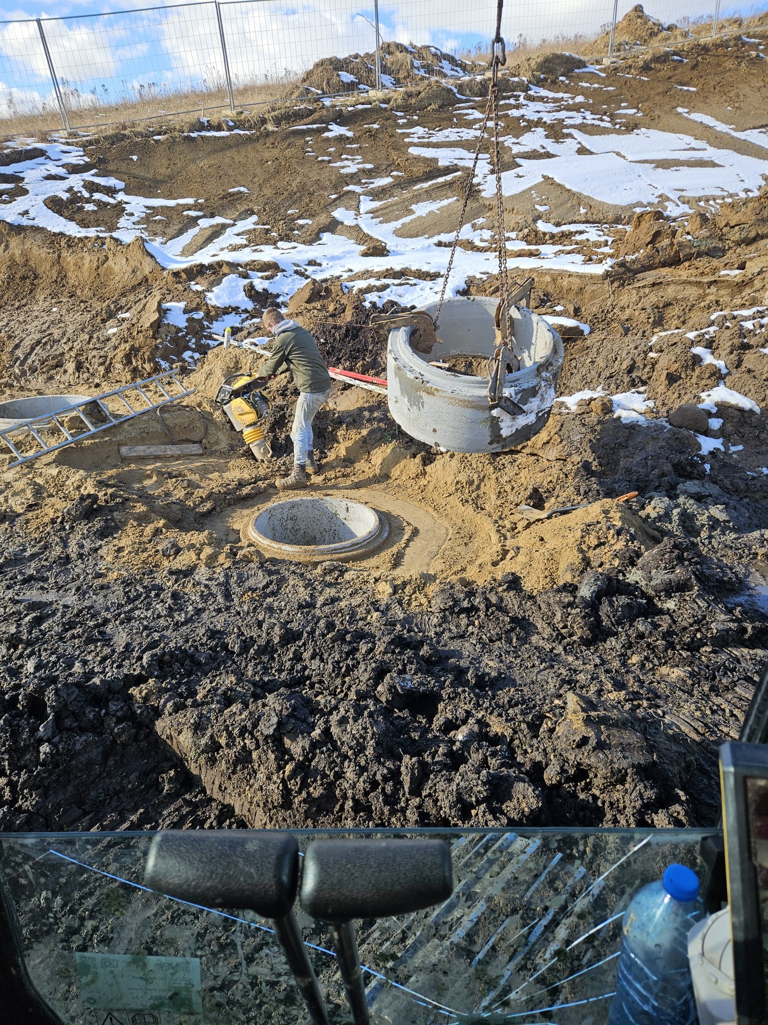 wykop i montaż studni