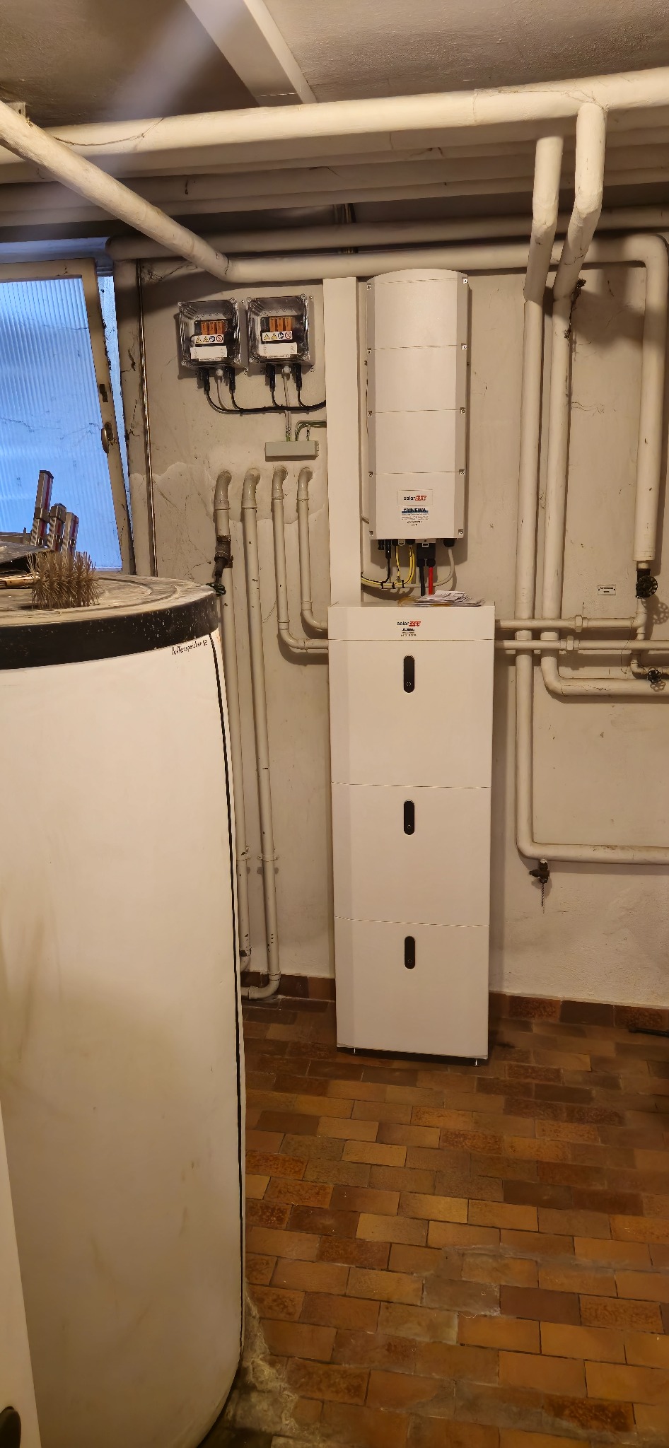 Falownik oraz magazyn energii