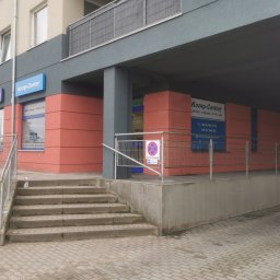 KOMPCENTER DOMINIK POWIERŻA - obok sklepu medycznego