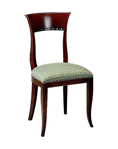 Krzesło w stylu klasycznym z ciemnego drewna, tapicerowane zielonym materiałem w drobny wzór.