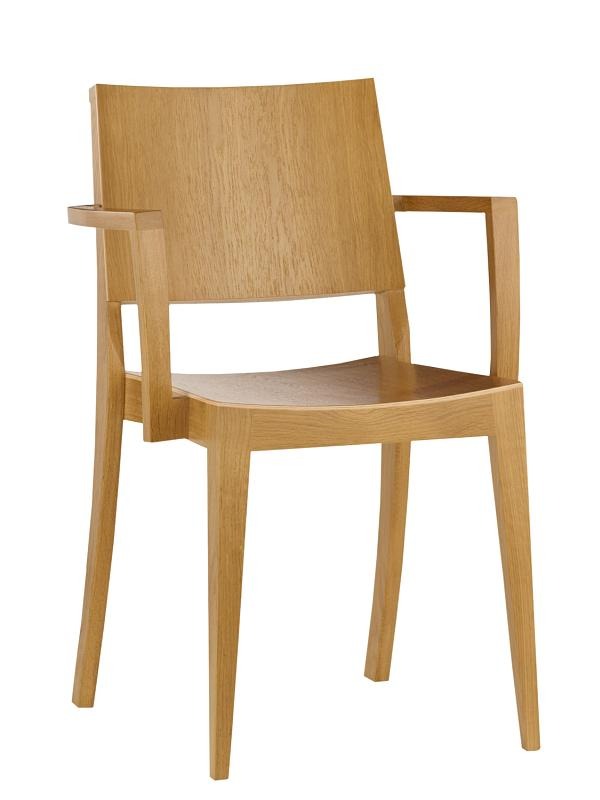 Krzesło drewniane z podłokietnikami o prostej, nowoczesnej formie, wykonane z jasnego drewna dębowego, na białym tle.