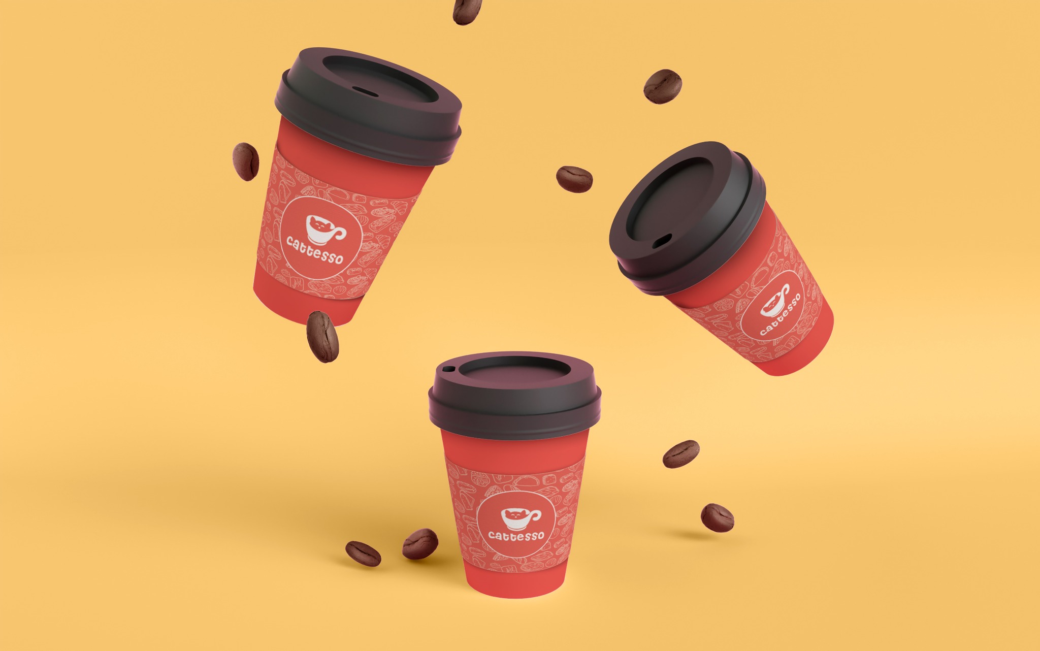Trzy czerwone papierowe kubki z czarnymi pokrywkami i logo 'cattesso' unoszące się w powietrzu, otoczone spadającymi ziarnami kawy na żółtym tle.