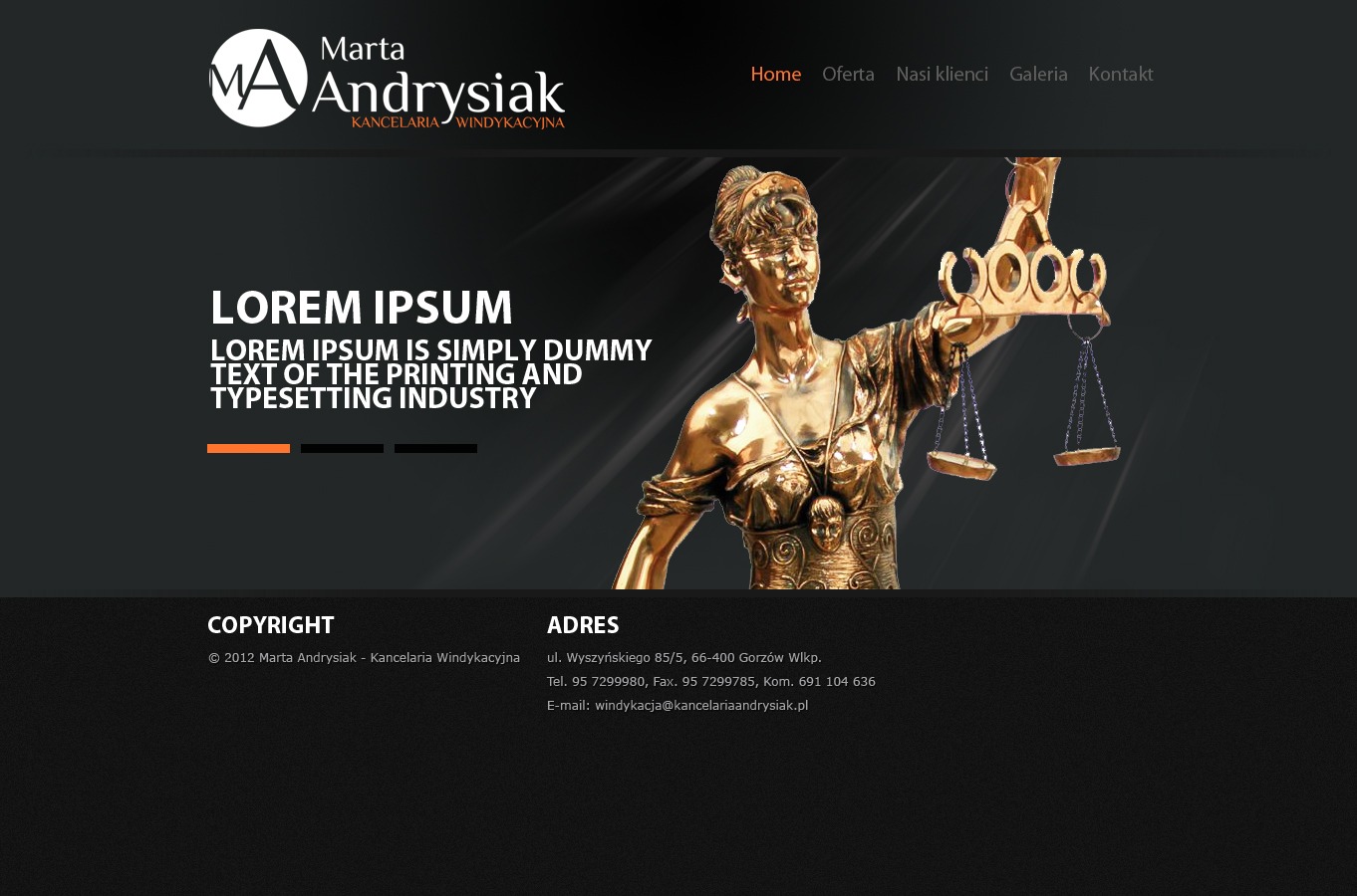 Projekt strony internetowej kancelarii prawnej z motywem złotej Temidy na ciemnym tle.