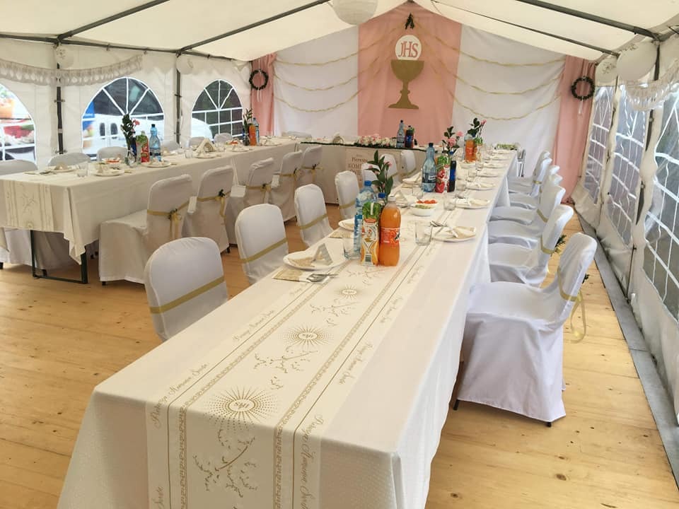 Namiot z podłogą na I Komunię Świętą.