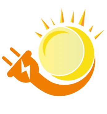 Grafika wektorowa przedstawiająca słońce z wtyczką elektryczną, symbolizująca energię słoneczną. Wtyczka w kolorze pomarańczowym z symbolem błyskawicy, słońce w odcieniach żółci, całość na białym tle.