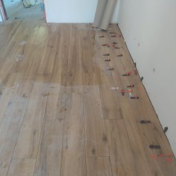 Gresy ,kamień płytki łupane ,szifer